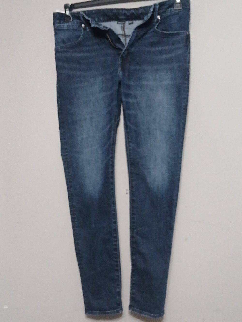 American Eagle Outfitters Indigo Athletic Skinny Jeans